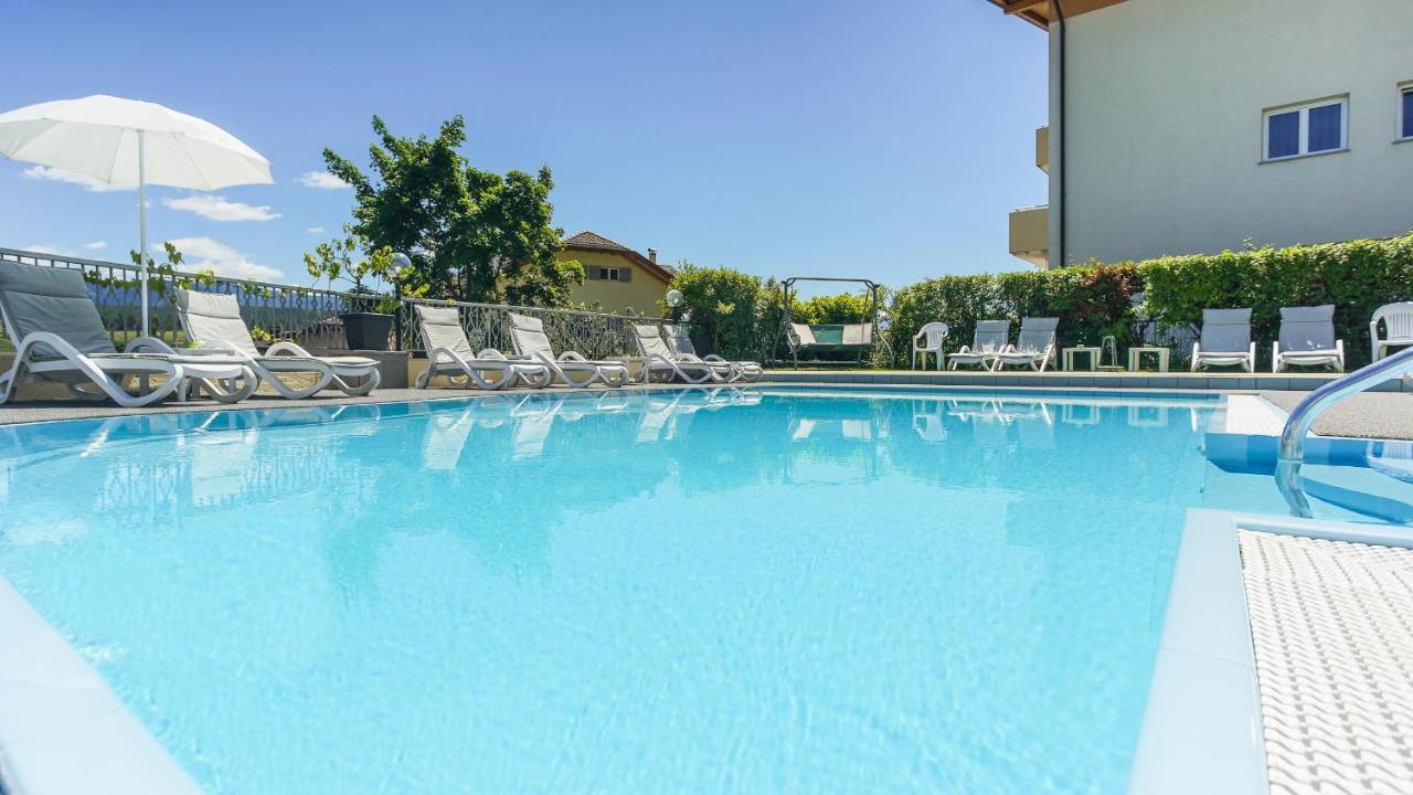 אפיאנו סולה סטרדה דל וינו Hotel Alexandres מראה חיצוני תמונה