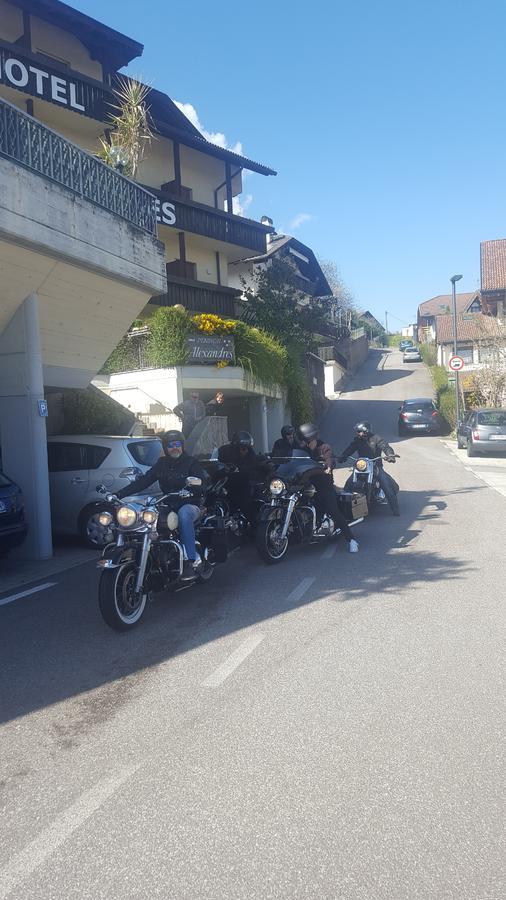 אפיאנו סולה סטרדה דל וינו Hotel Alexandres מראה חיצוני תמונה